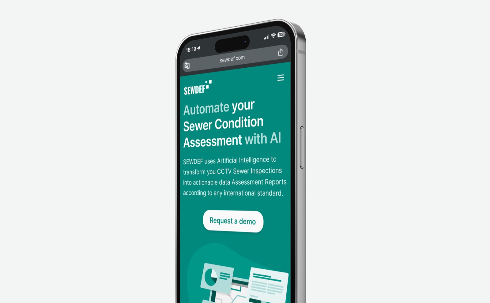 Mockup de la versión mobile de SEWDEF: hero con titular 'Automate your Sewer Condition Assessment with AI', botón 'Request a demo' e ilustración del informe generado